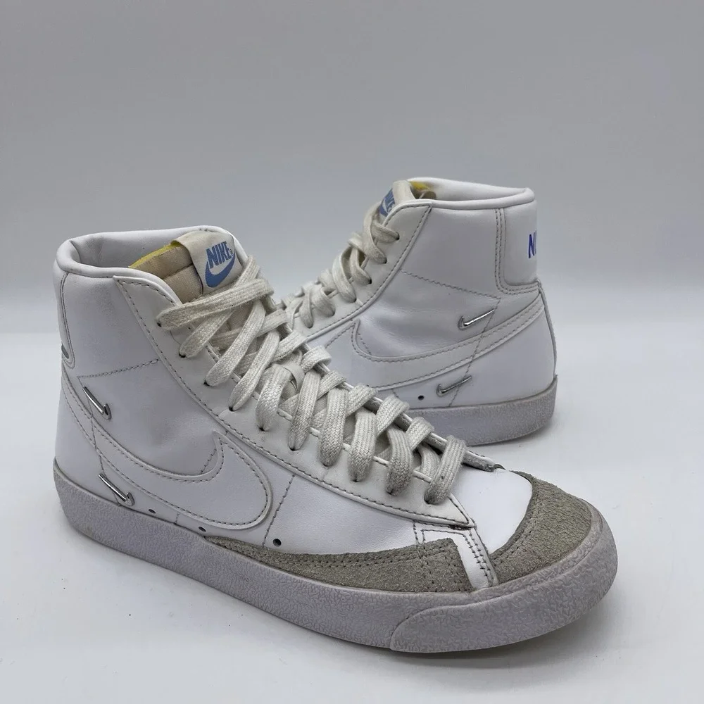 Nike Blazer Mid '77 LX 'Sisterhood' Women's Size 7.5 Sneakers CZ4627-100 White
